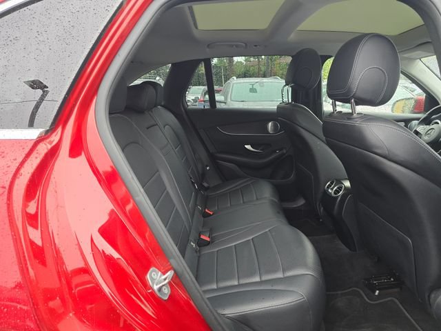Used 2017 Mercedes-Benz GLC 300 4MATIC image 12