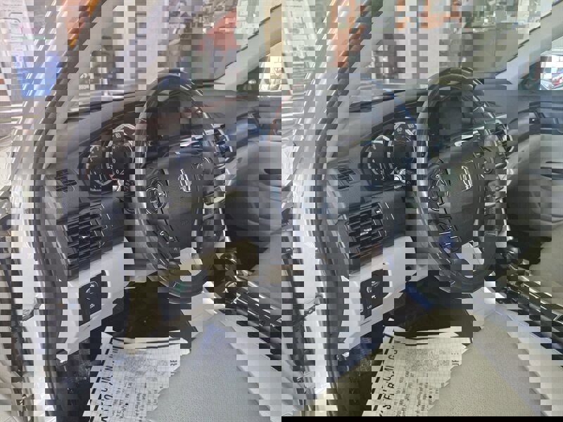 Used 2013 Honda Accord EX-L image 7