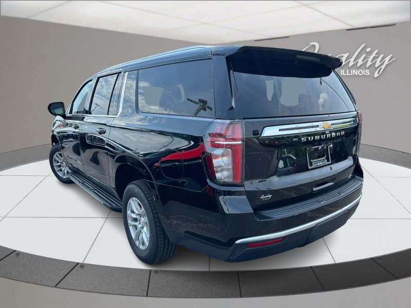 Used 2024 Chevrolet Suburban LT AWD/4WD image 6