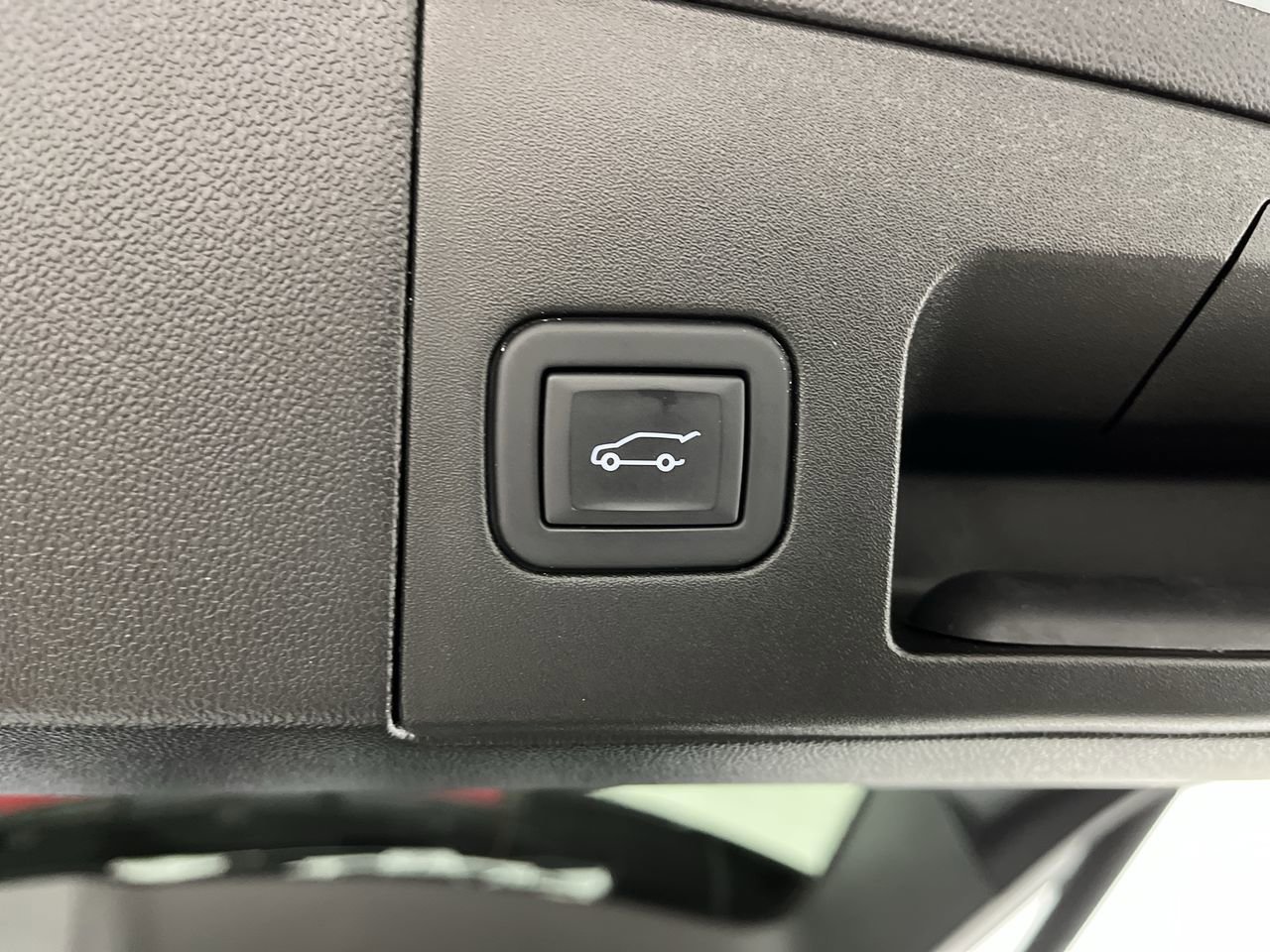 Certified 2024 Cadillac XT5 Sportv w/ LPO, Floor Liner Package AWD/4WD image 35