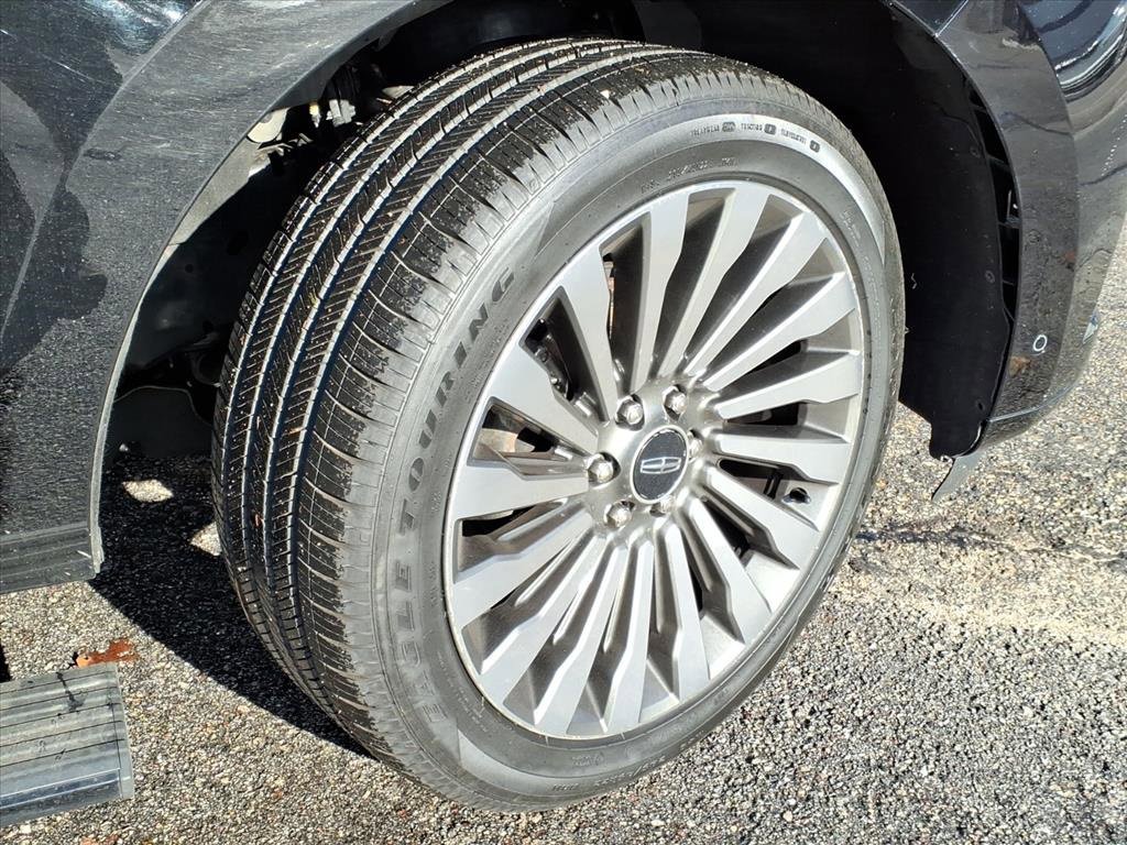 Used 2018 Lincoln Navigator Reserve w/ Technology Package image 7