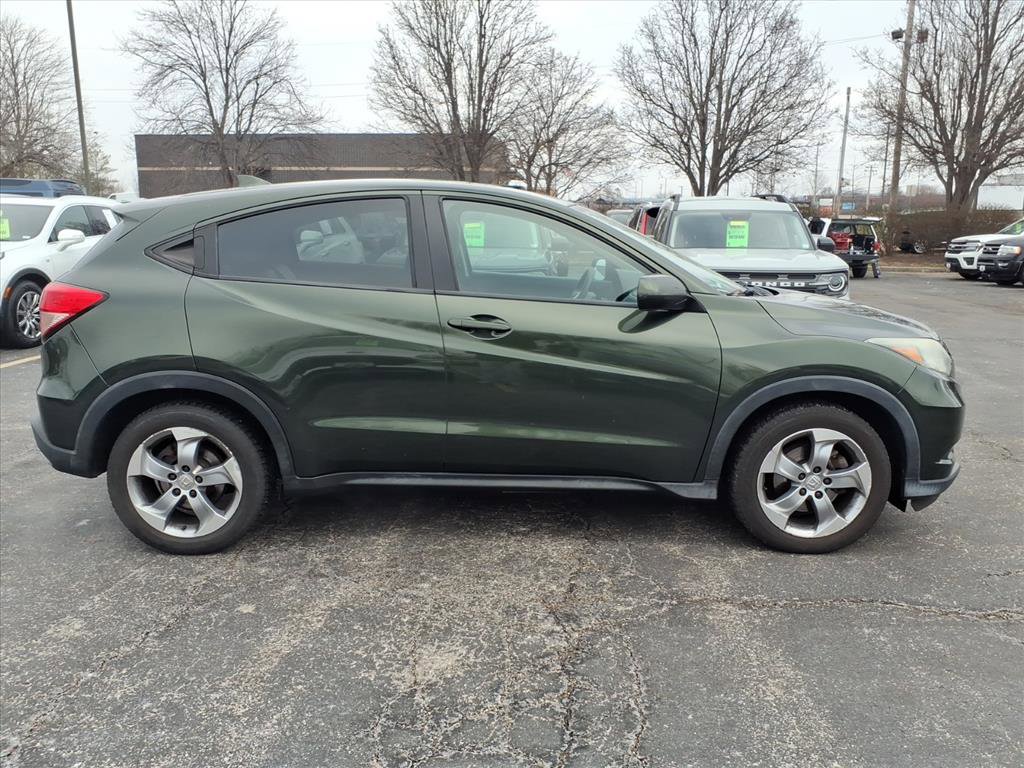 Used 2017 Honda HR-V LX image 25