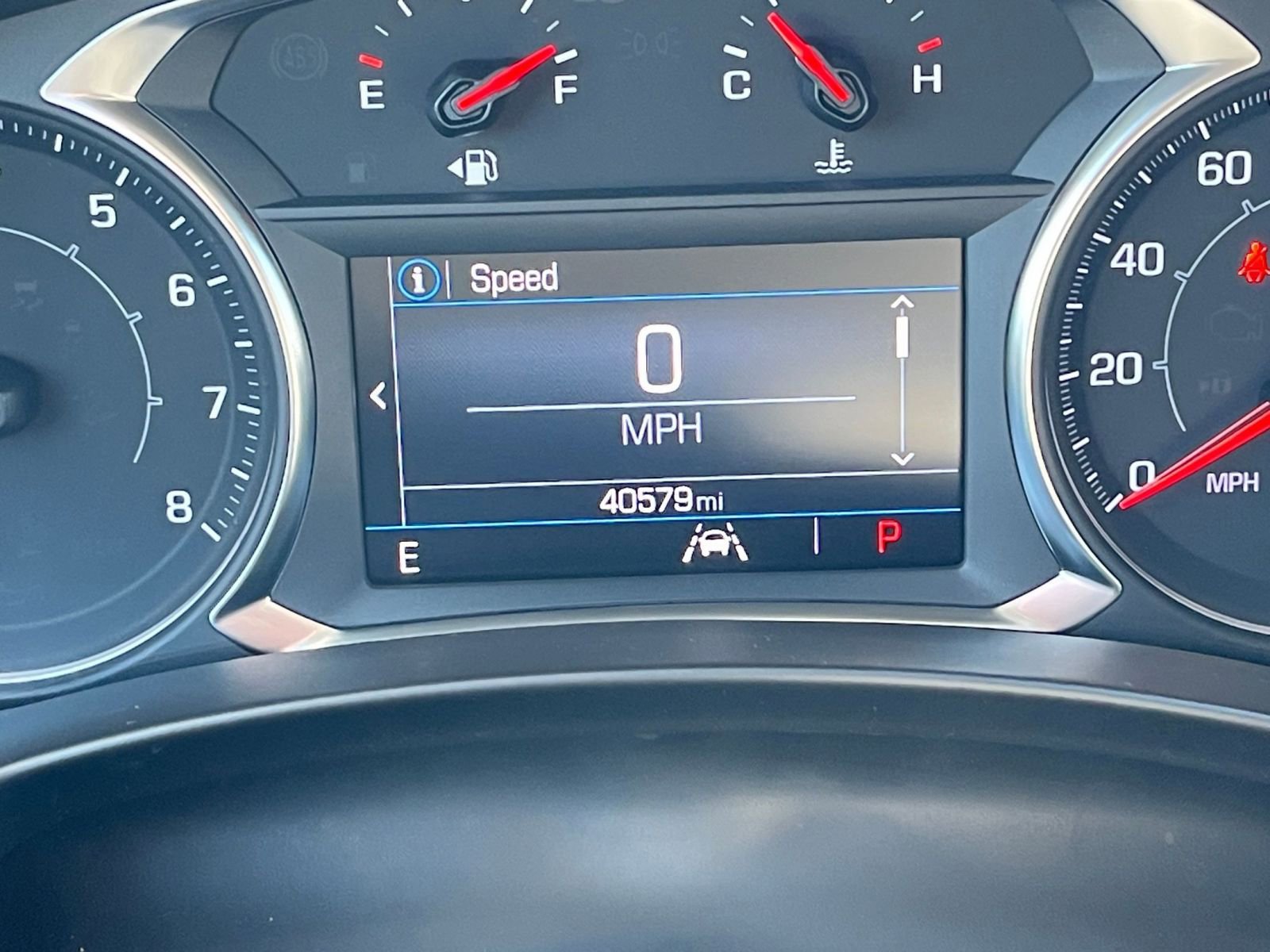 Used 2024 GMC Terrain SLE image 39