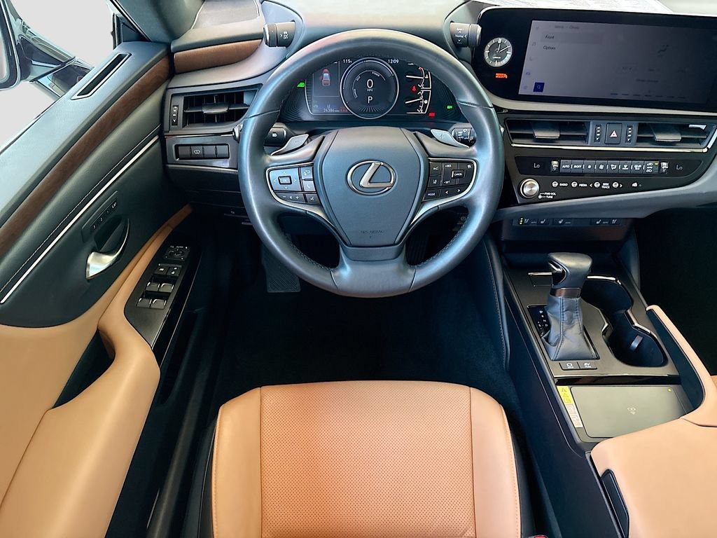 Used 2024 Lexus ES 300h w/ Premium Package FWD image 10