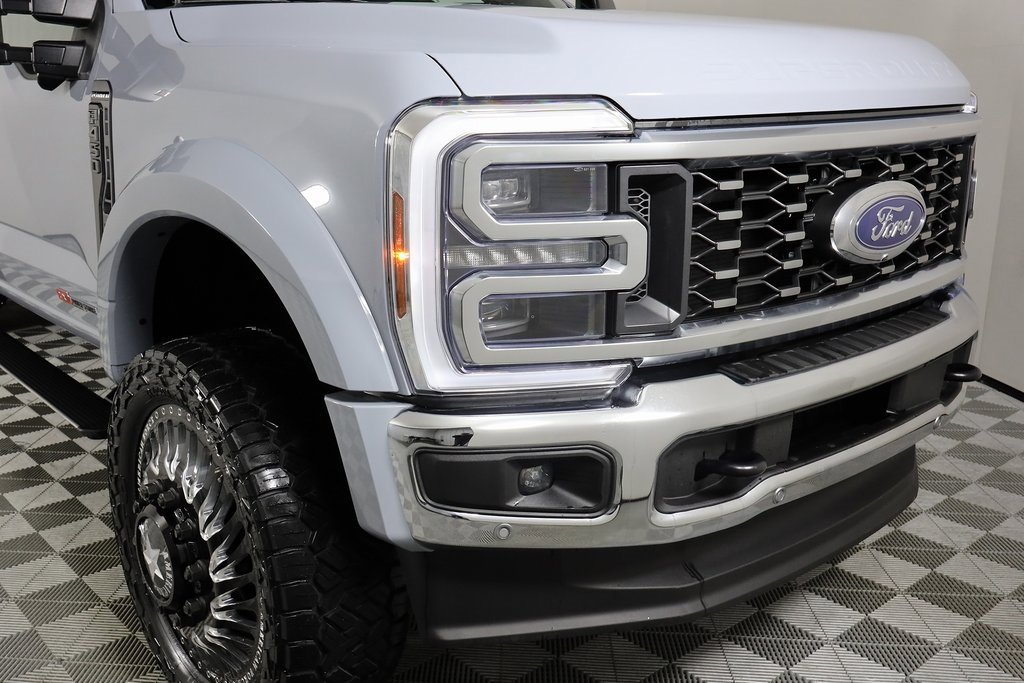 Used 2025 Ford F450 Platinum w/ FX4 Off-Road Package image 48