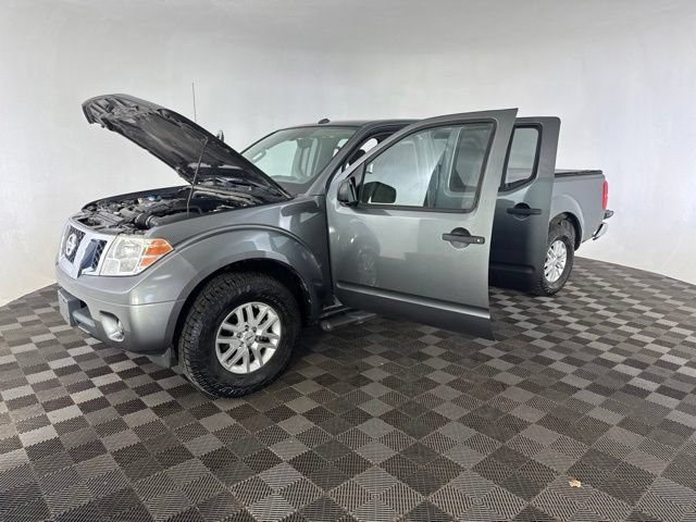 Used 2016 Nissan Frontier SV w/ SV Value Truck Package RWD image 10