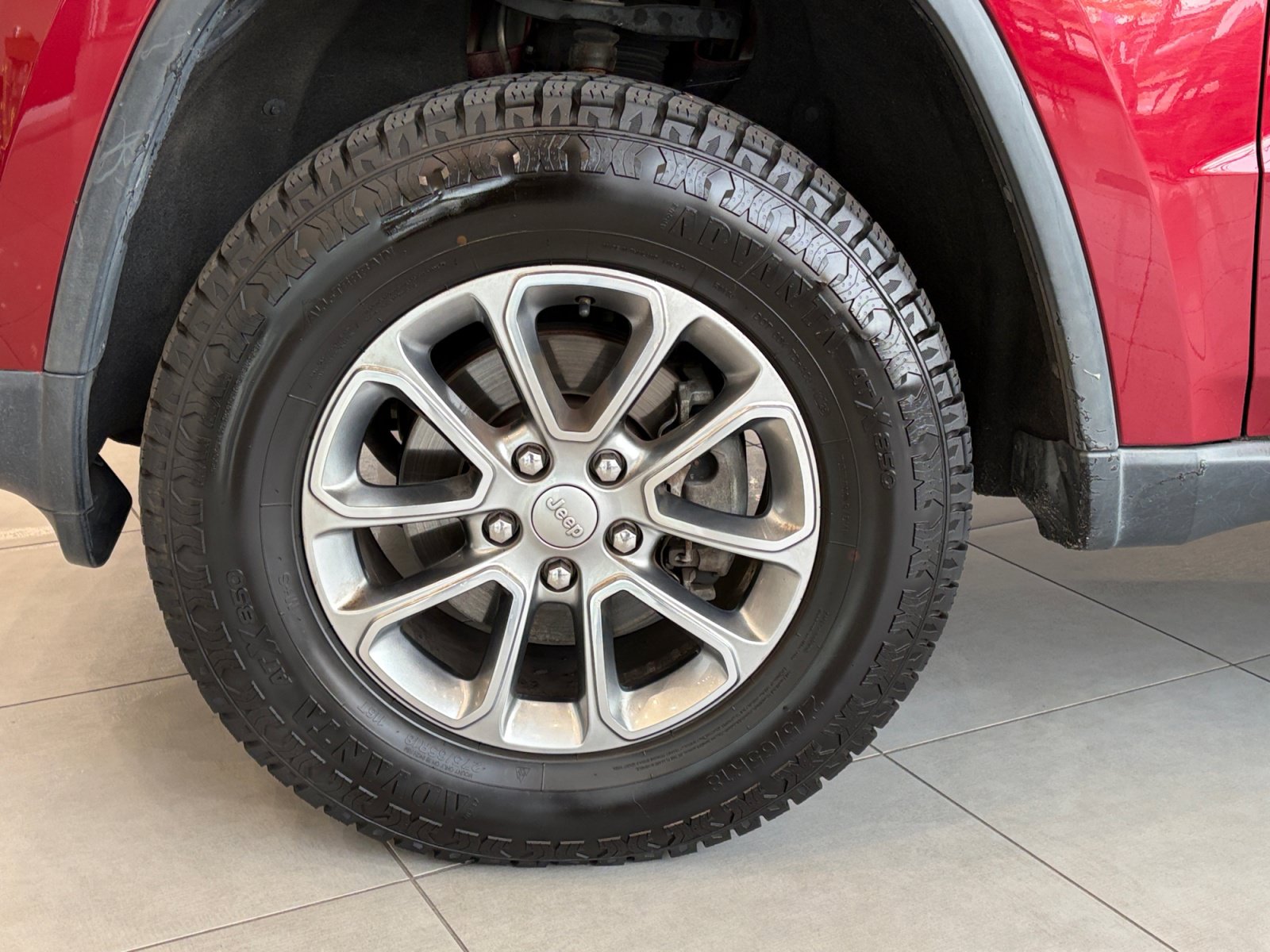 Used 2015 Jeep Grand Cherokee Limited AWD/4WD image 11