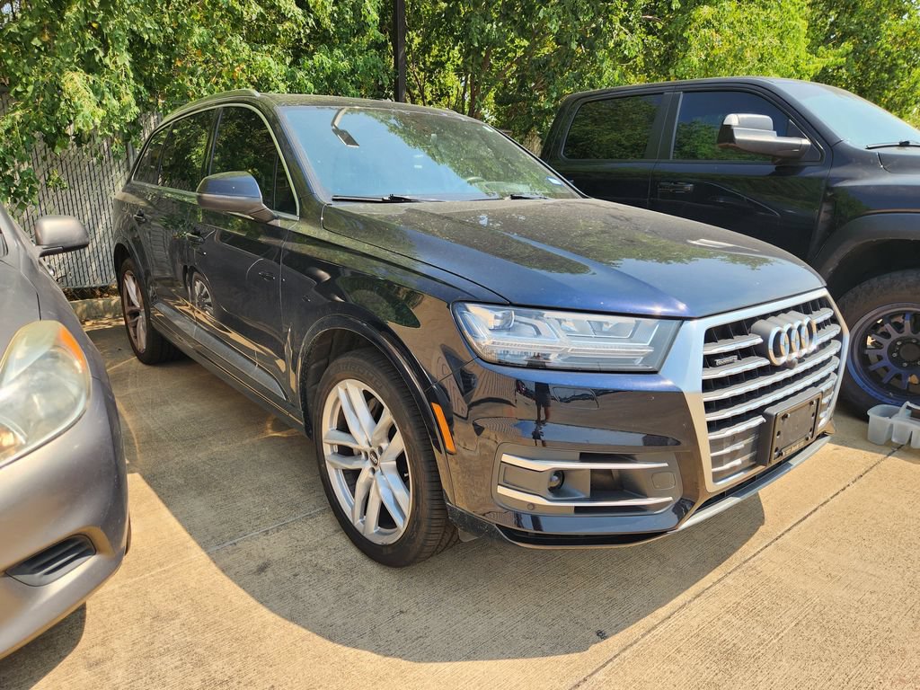 Used 2017 Audi Q7 3.0T Prestige AWD/4WD image 3
