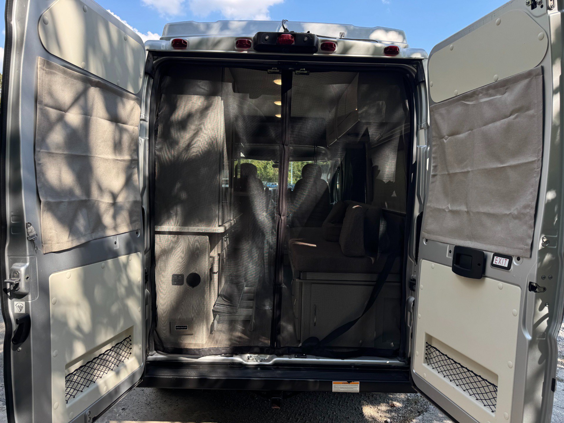 Used 2021 RAM ProMaster 1500 w/ Convenience Group FWD image 23