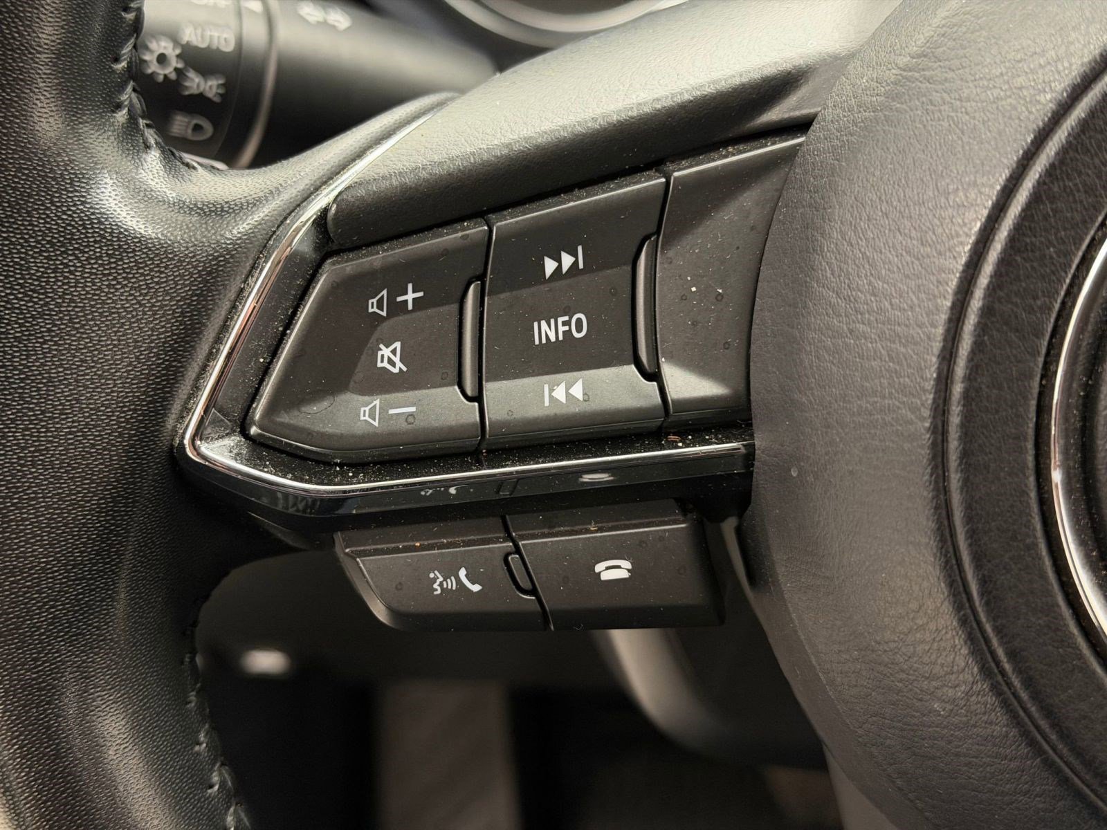 Used 2022 MAZDA CX-9 Touring AWD/4WD image 24