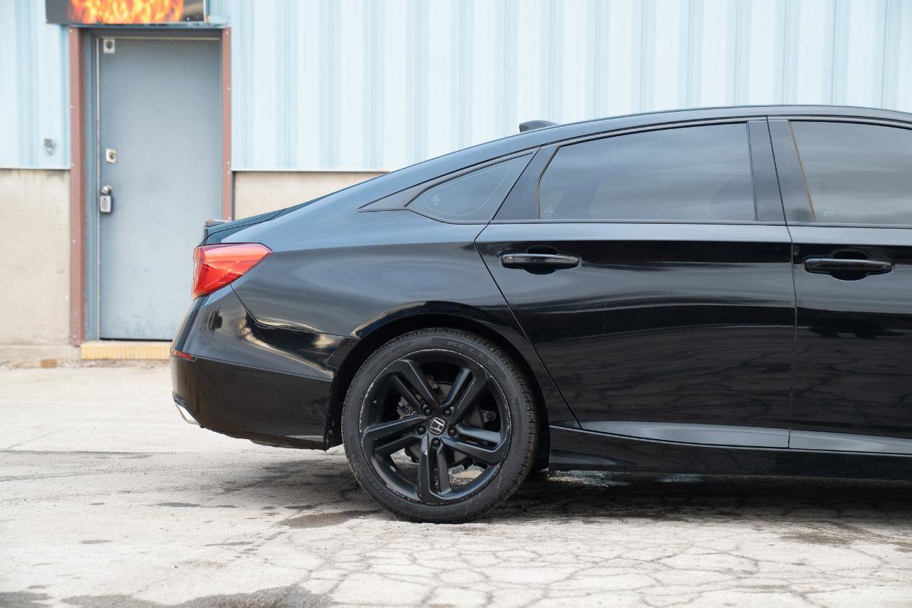 Used 2020 Honda Accord Sport image 12