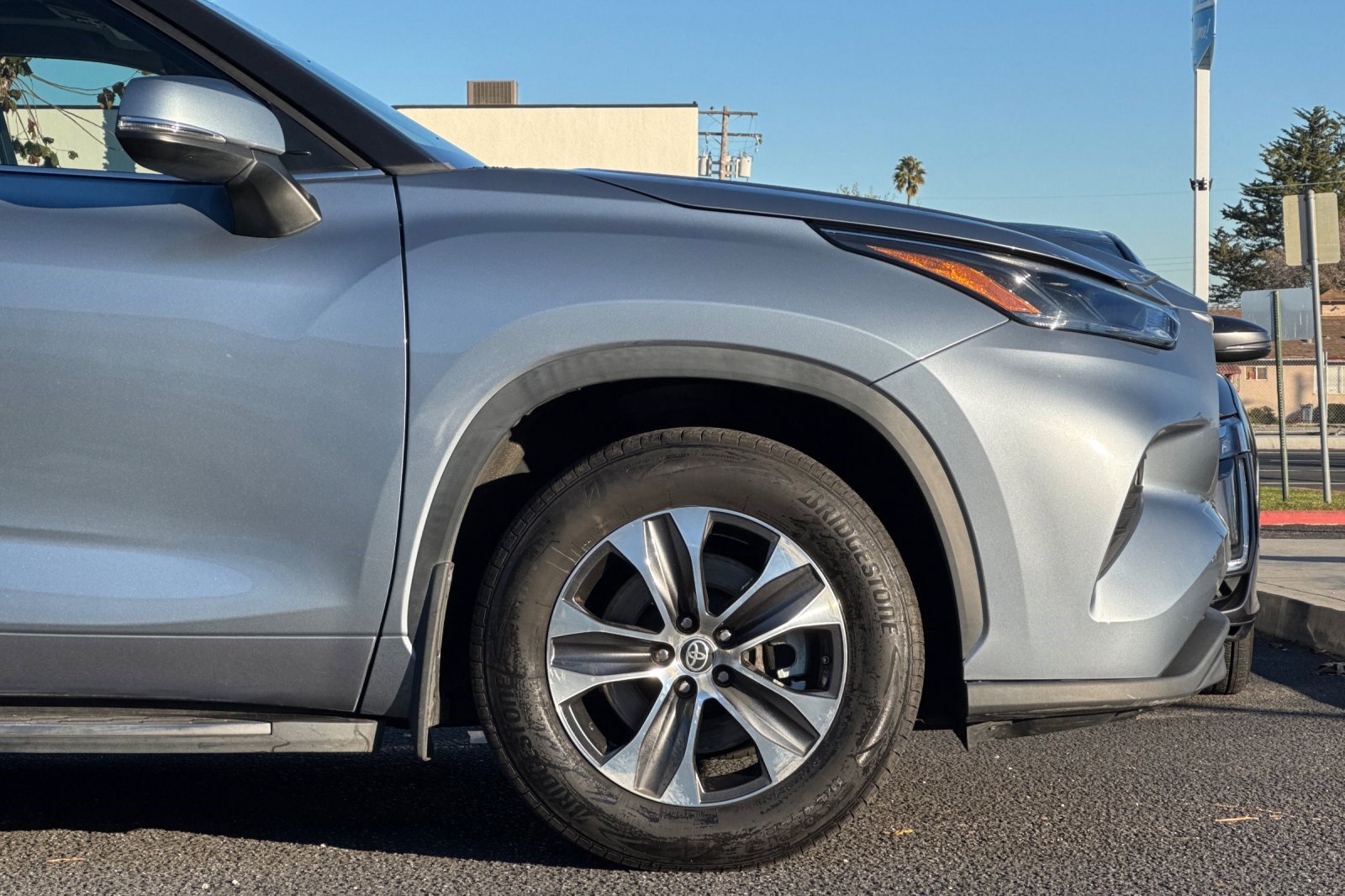 Used 2022 Toyota Highlander XLE image 34