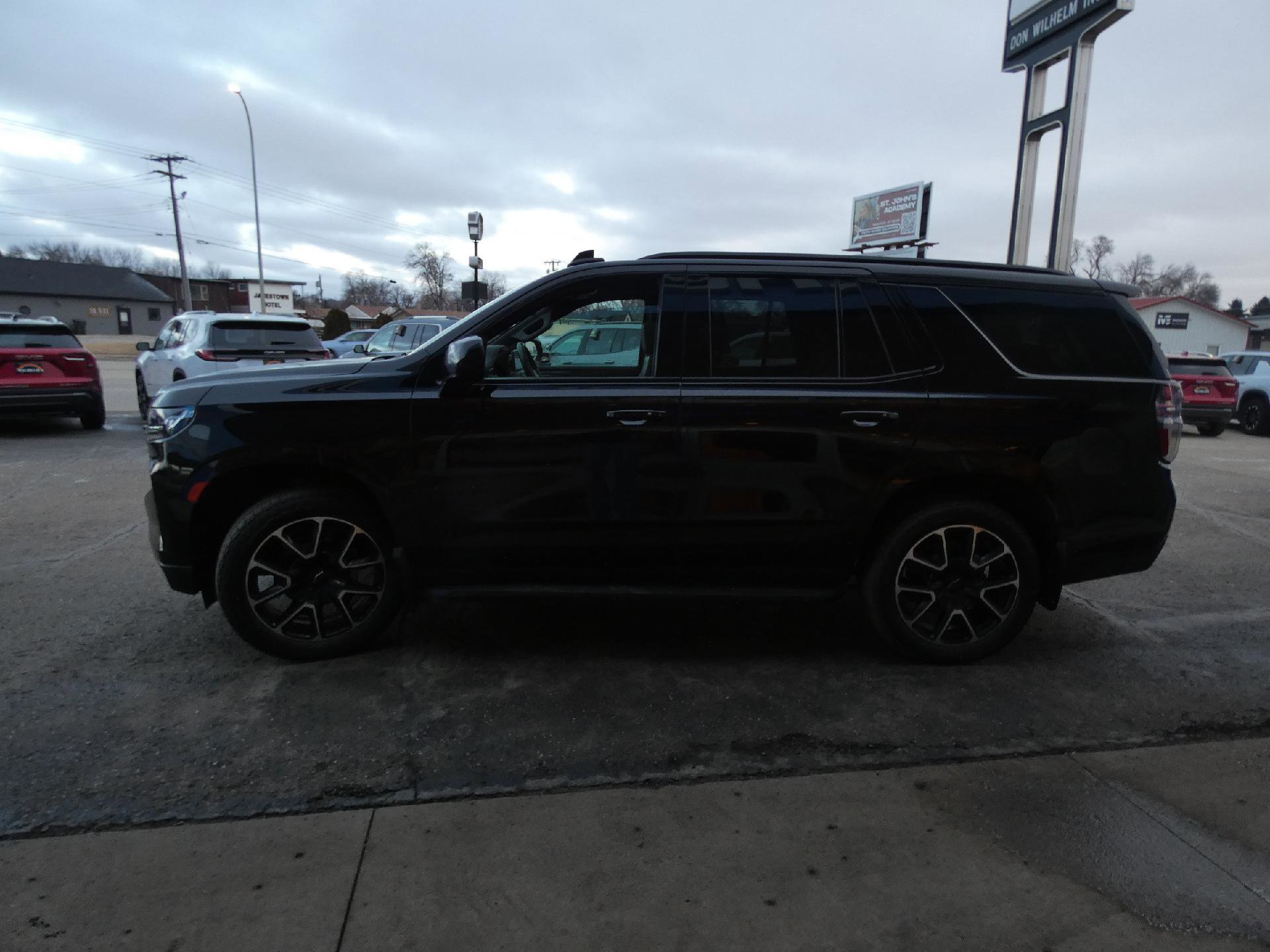 Used 2021 Chevrolet Tahoe RST w/ Rear Media and Nav Package image 10