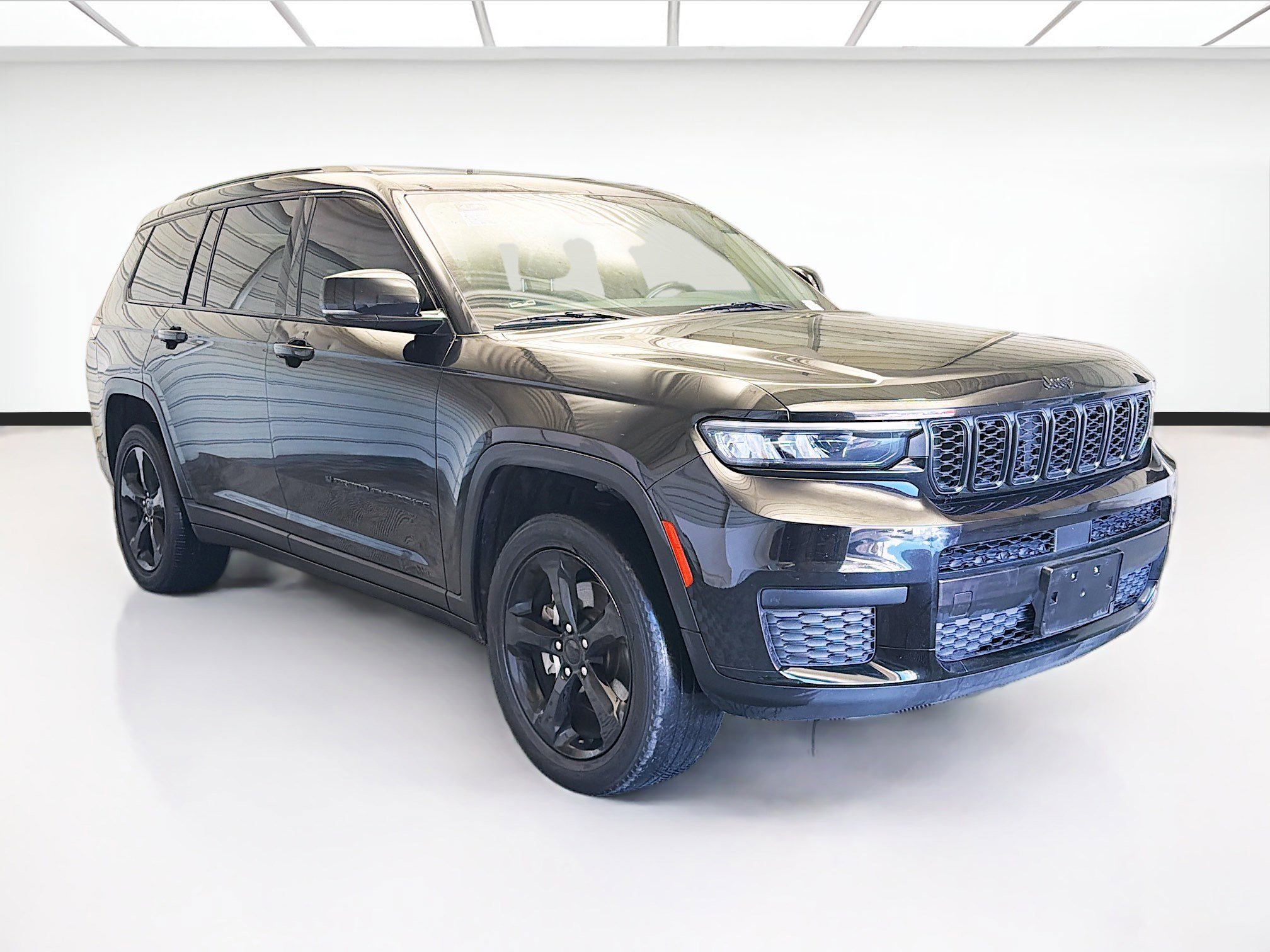 Used 2021 Jeep Grand Cherokee L Laredo AWD/4WD image 3