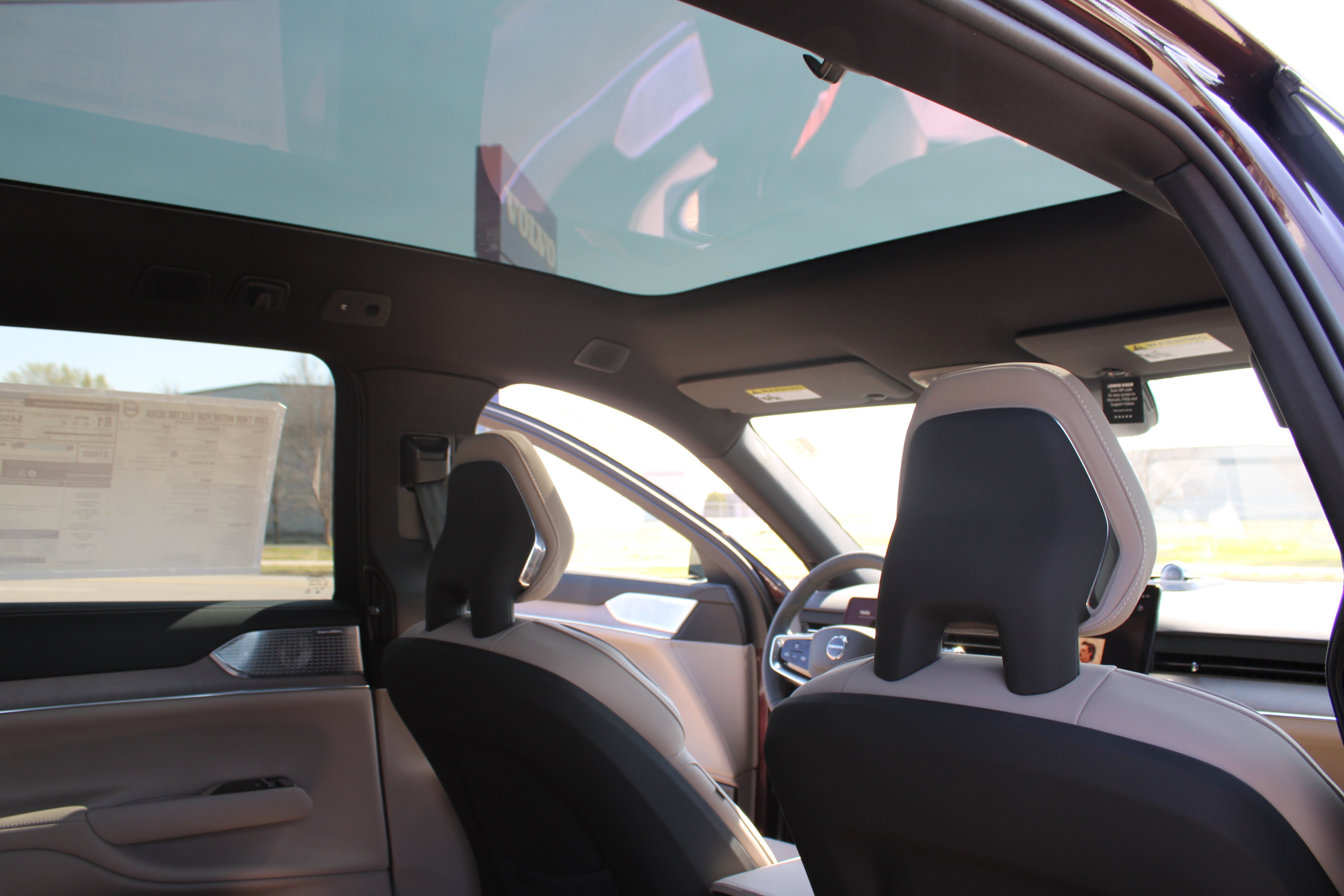 New 2025 Volvo EX90 Ultra image 41