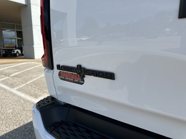 New 2026 RAM 1500 4x4 Crew Cab image 57