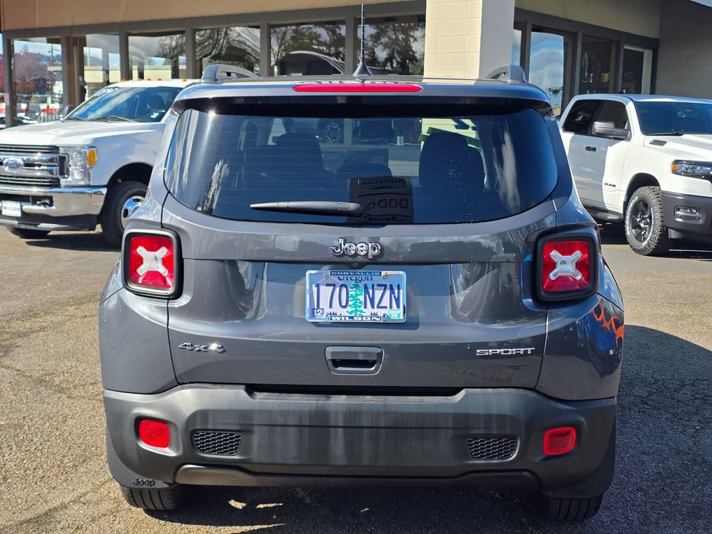Used 2022 Jeep Renegade Sport w/ Sport Appearance Group image 7