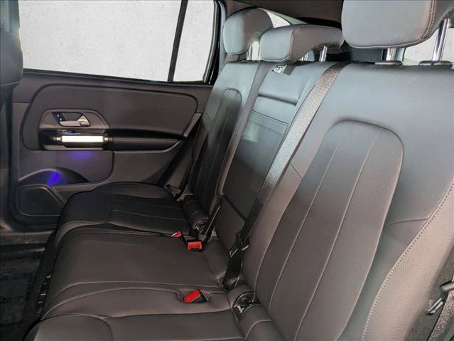 Used 2025 Mercedes-Benz GLB 250 image 20