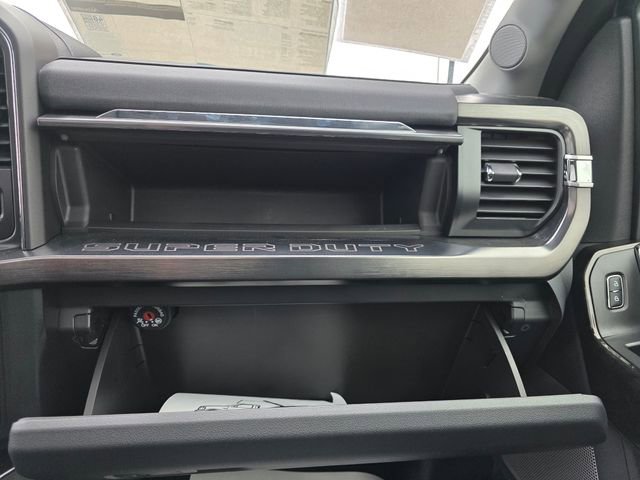 New 2026 Ford F250 Lariat w/ Lariat Ultimate Package image 38