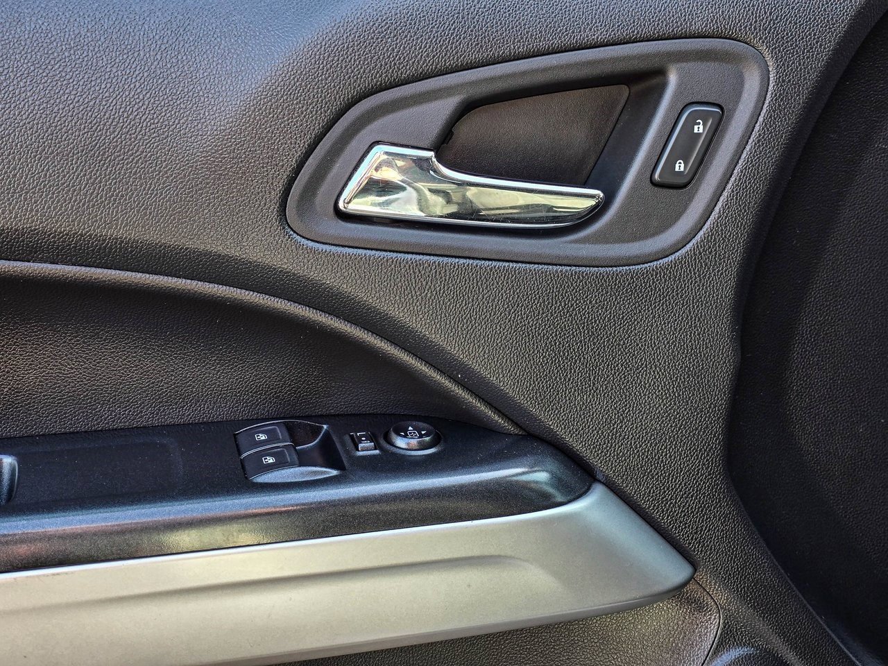 Certified 2022 Chevrolet Colorado LT w/ Fleet Safety Package image 14