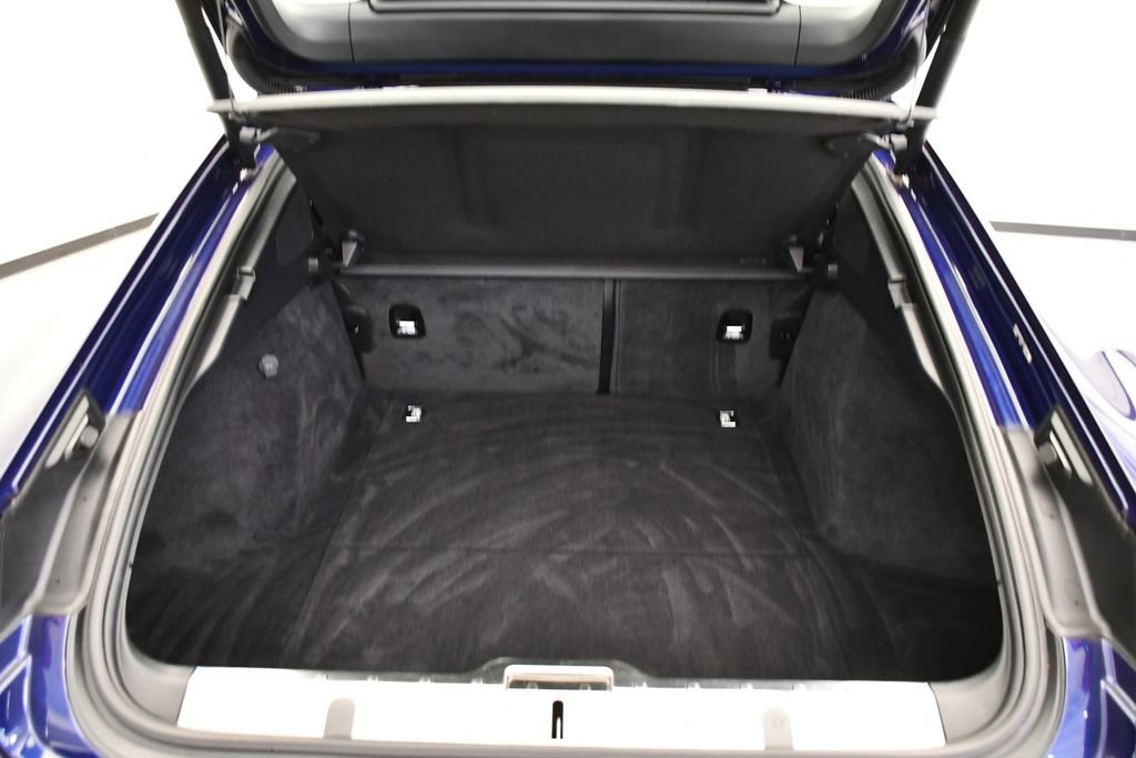 Used 2020 Porsche Panamera 4 image 56