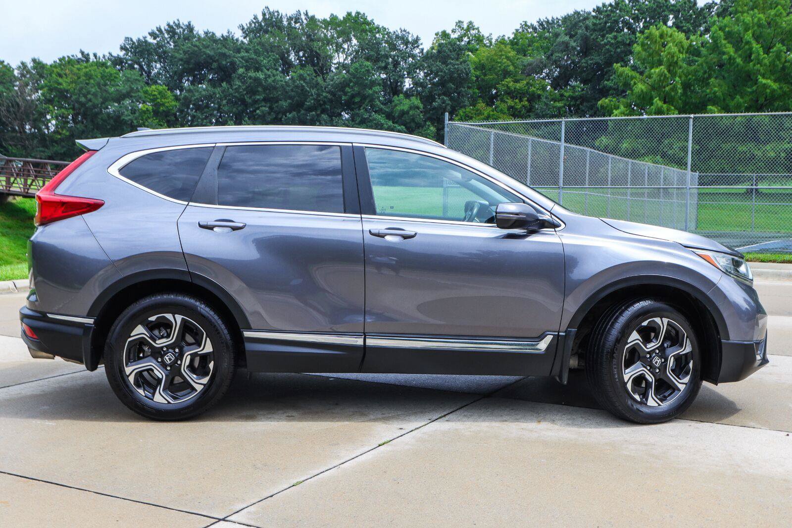 Used 2017 Honda CR-V Touring image 5