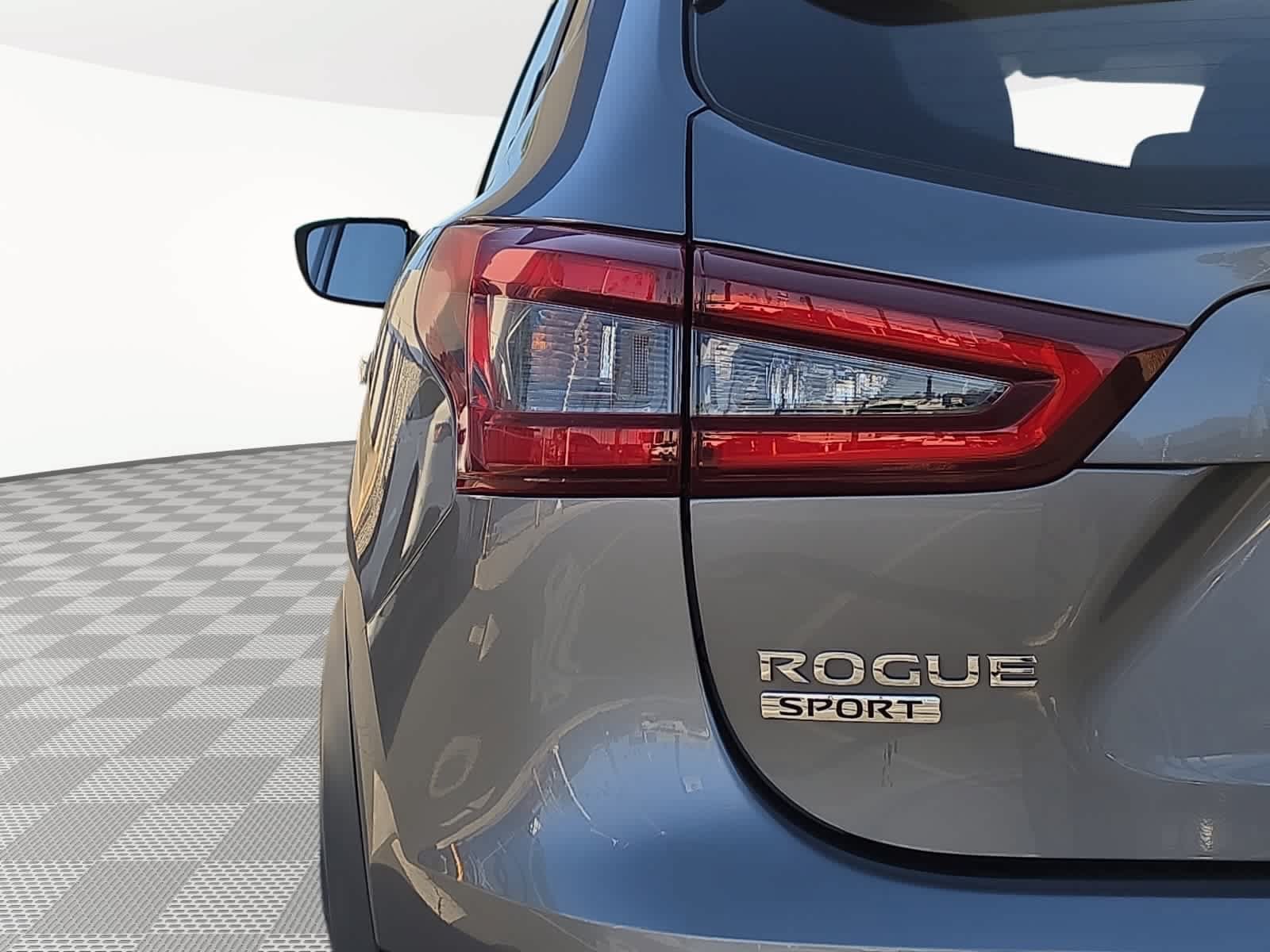 Used 2021 Nissan Rogue Sport S FWD image 11