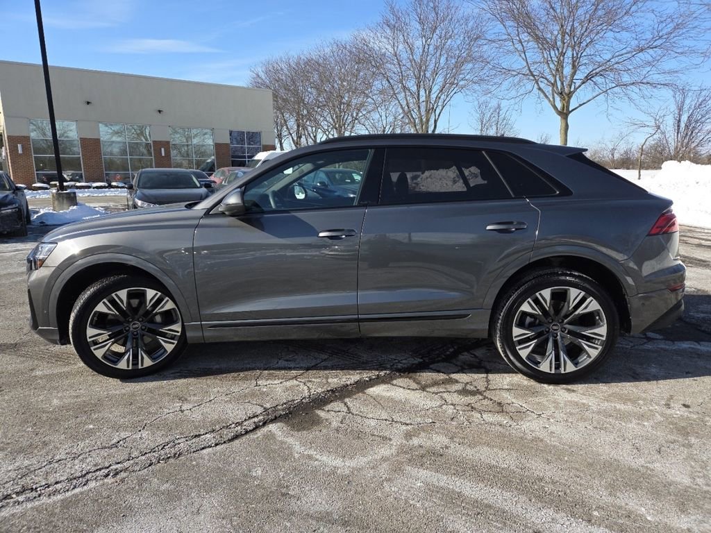 Used 2025 Audi Q8 Prestige image 24