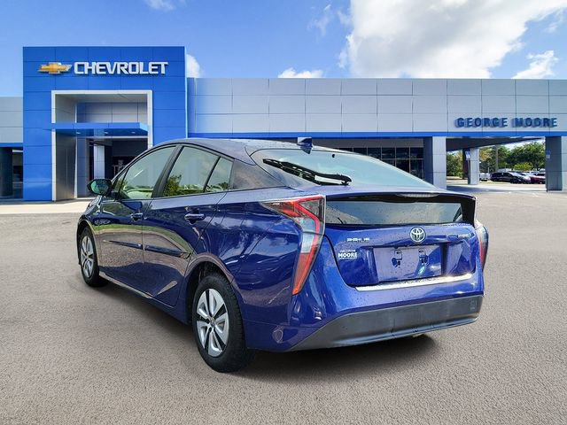 Used 2016 Toyota Prius Three FWD image 3