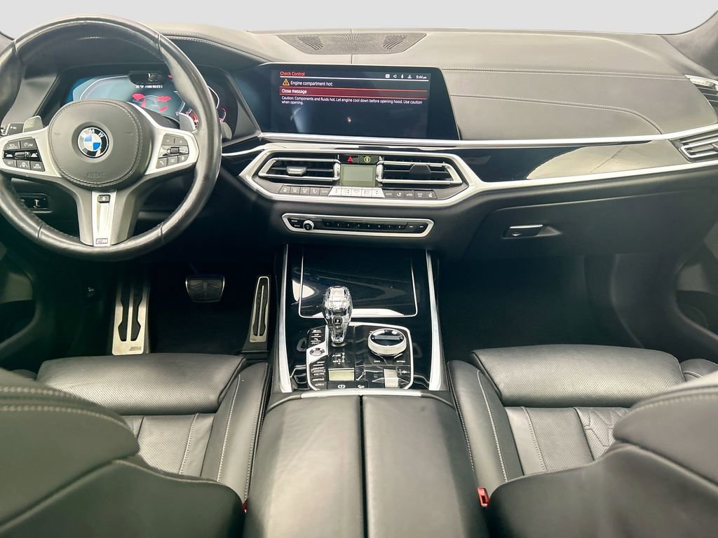 Used 2021 BMW X7 M50i w/ Dynamic Handling Package AWD/4WD image 13