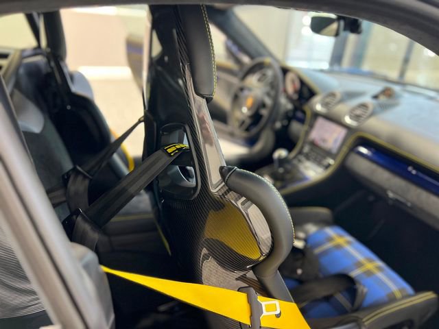 Used 2020 Porsche 718 Cayman GT4 RWD image 37