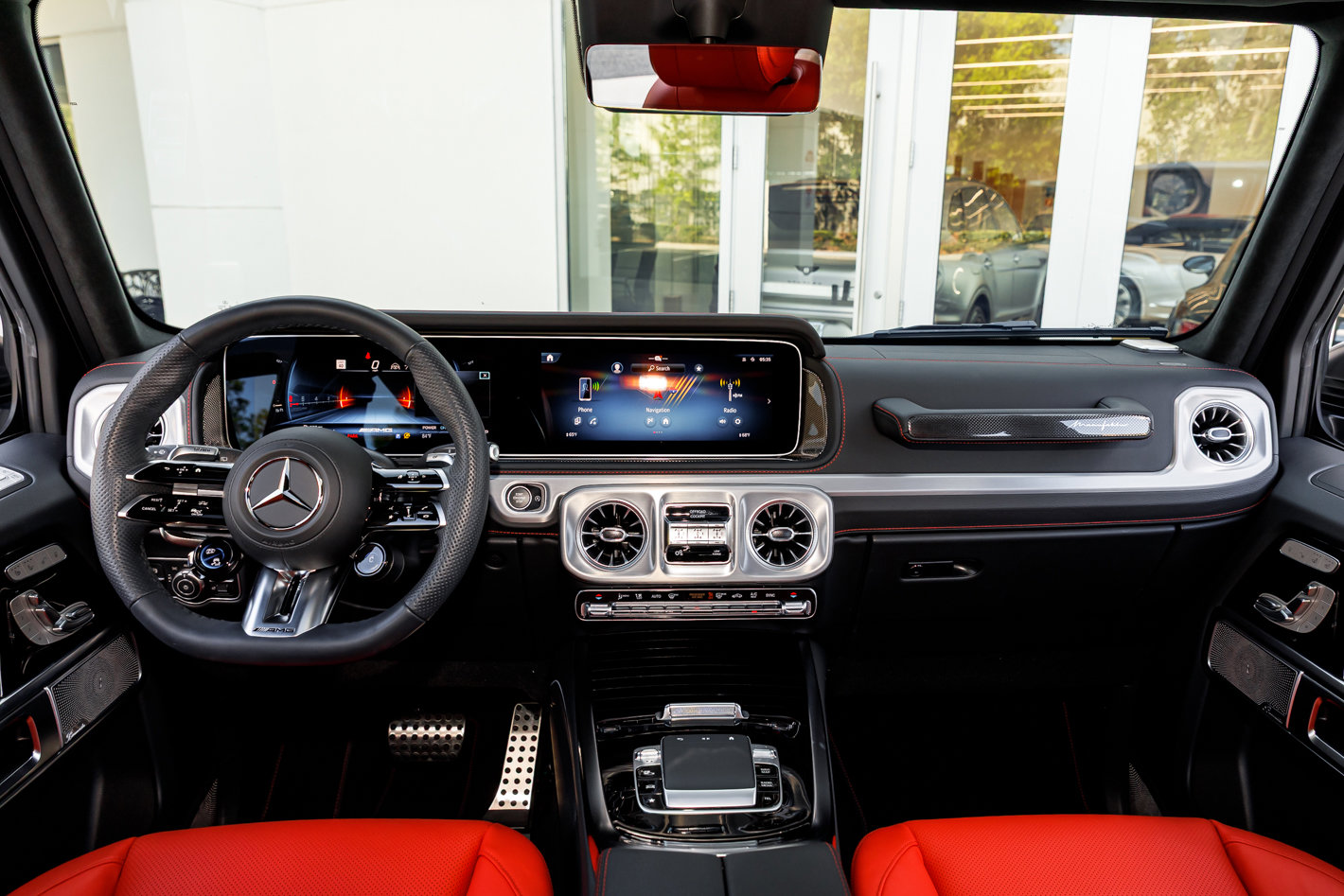 Used 2025 Mercedes-Benz G 63 AMG 4MATIC image 29