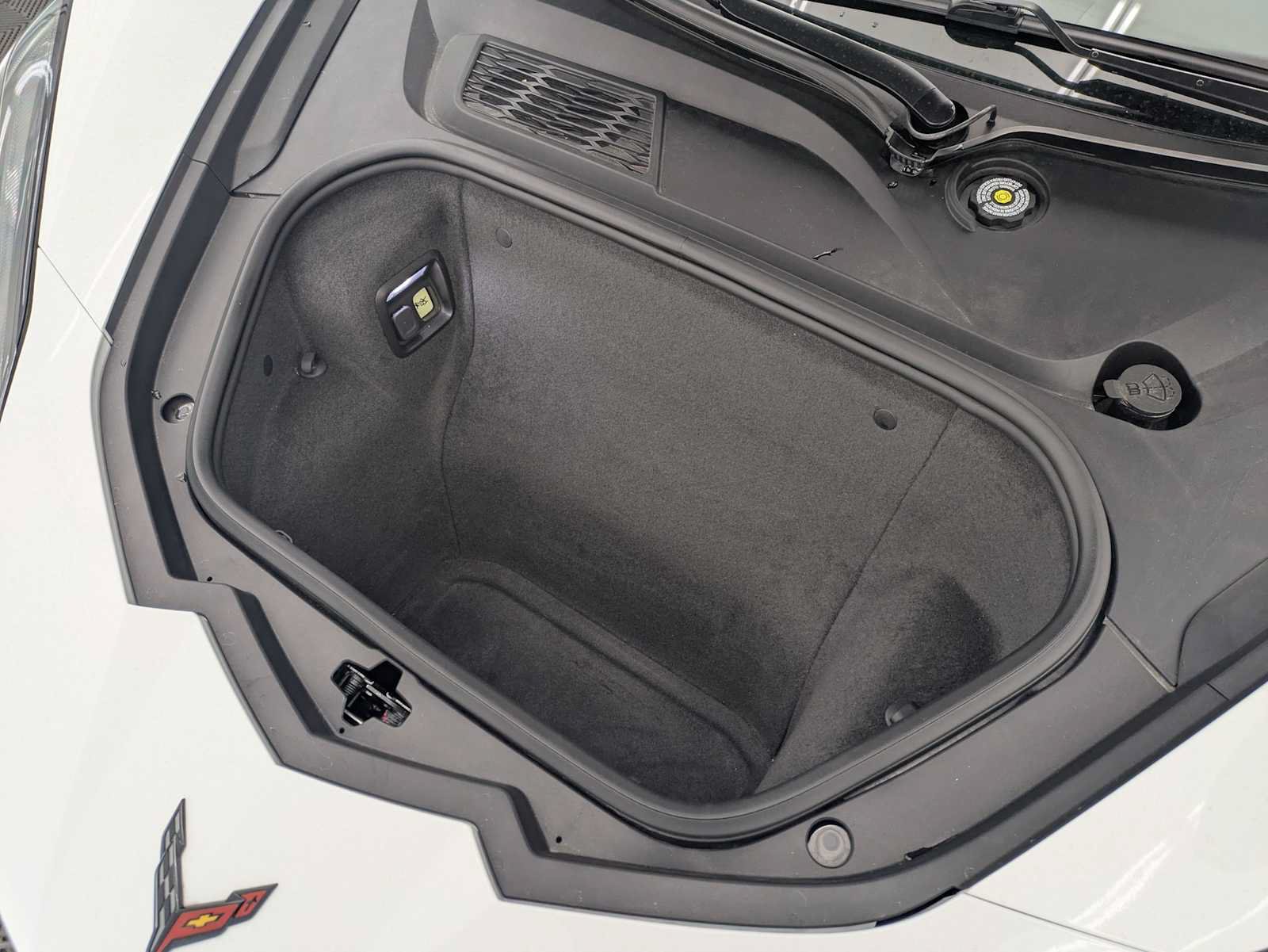 Used 2023 Chevrolet Corvette Stingray Coupe w/ Z51 Performance Package RWD image 29