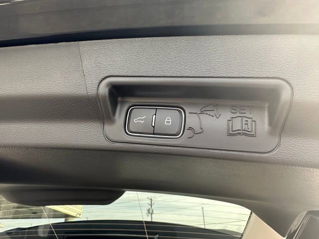 New 2025 Ford Explorer Active w/ Active Comfort Package image 25