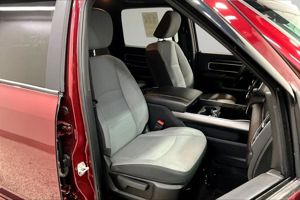 Used 2024 RAM 3500 Big Horn image 29