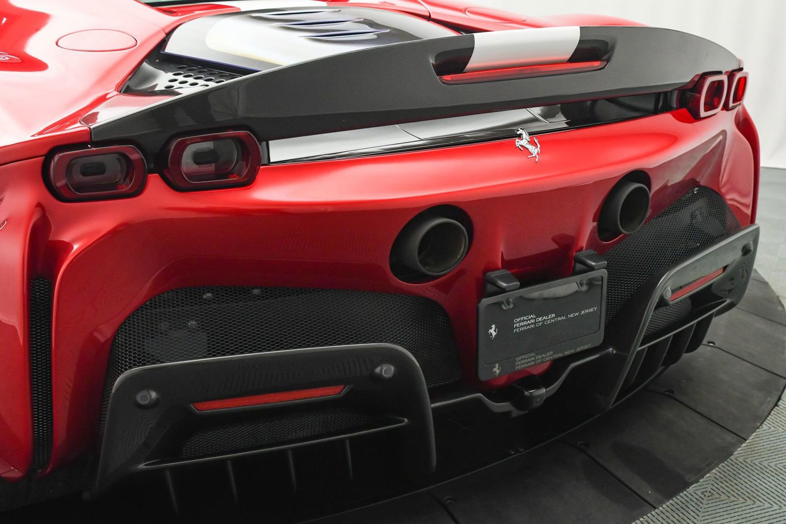 Used 2023 Ferrari SF90 Stradale image 11