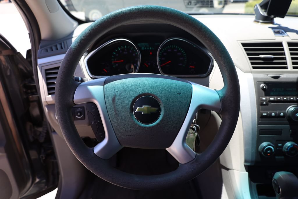 Used 2011 Chevrolet Traverse LS AWD/4WD image 13