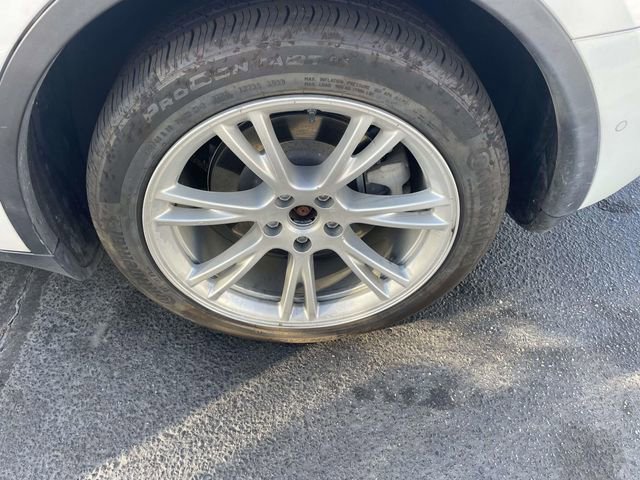 Used 2021 Tesla Model Y Long Range AWD/4WD image 6