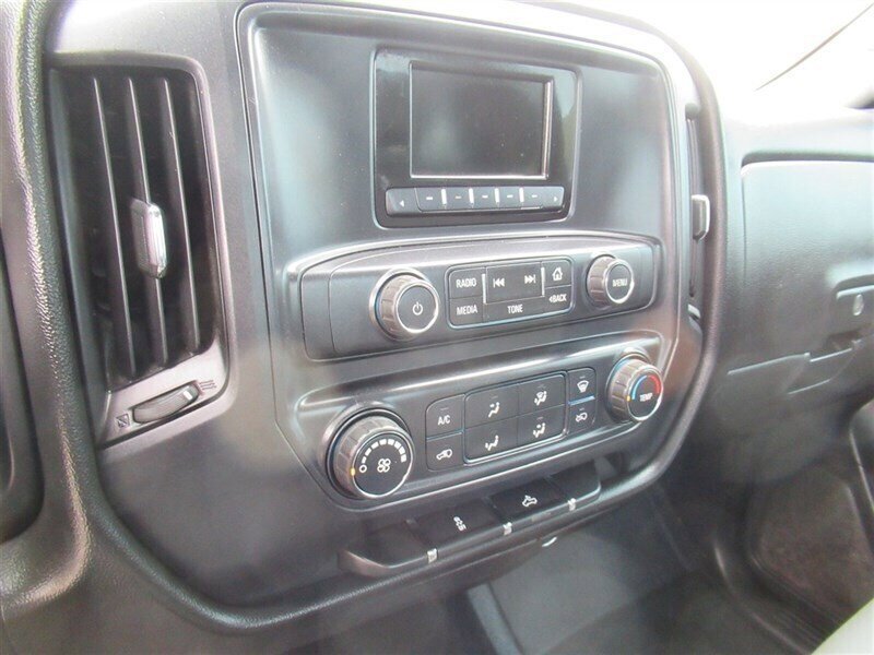 Used 2015 Chevrolet Silverado 3500 W/T RWD image 17