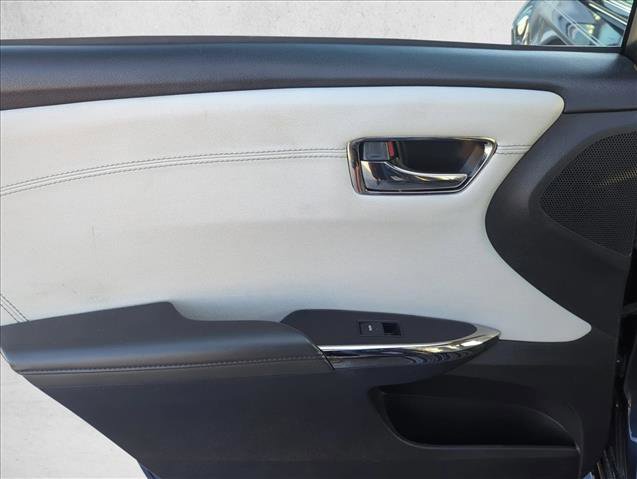 Used 2016 Toyota Avalon Limited image 20