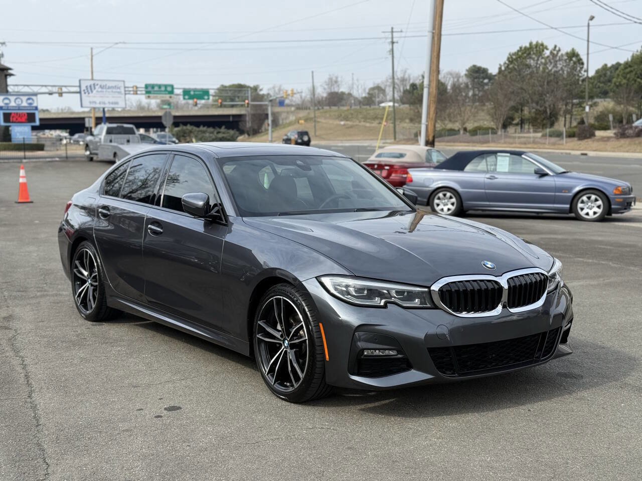 Used 2021 BMW 330i Sedan RWD image 2