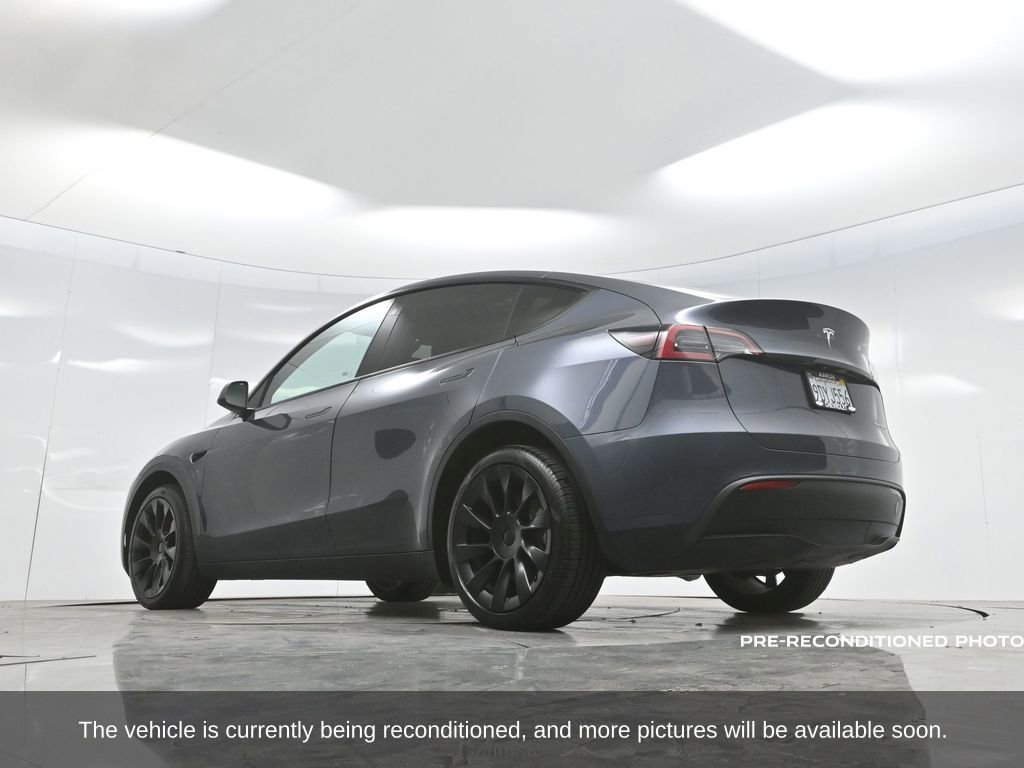Used 2023 Tesla Model Y Long Range image 57