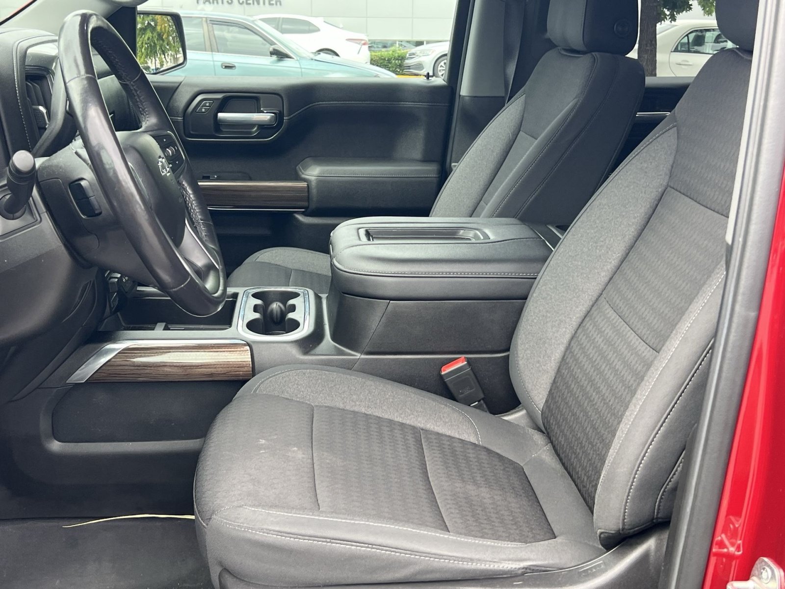 Used 2021 Chevrolet Silverado 1500 LT Trail Boss w/ Convenience Package II AWD/4WD image 8