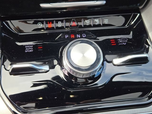 New 2026 Jeep Grand Wagoneer Limited AWD/4WD image 38