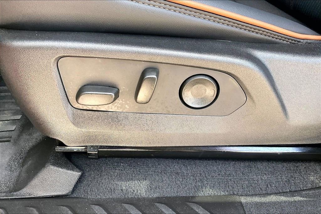 Used 2026 GMC Canyon AT4 AWD/4WD image 26