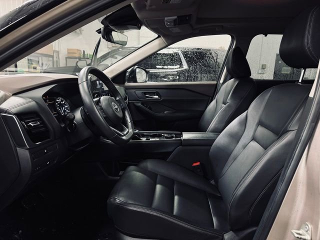 Used 2023 Nissan Rogue SL image 17