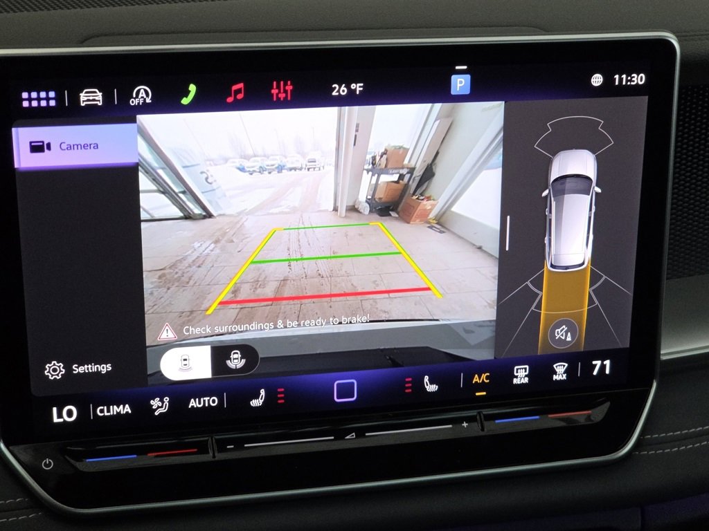 New 2026 Volkswagen Tiguan SE R-Line image 11