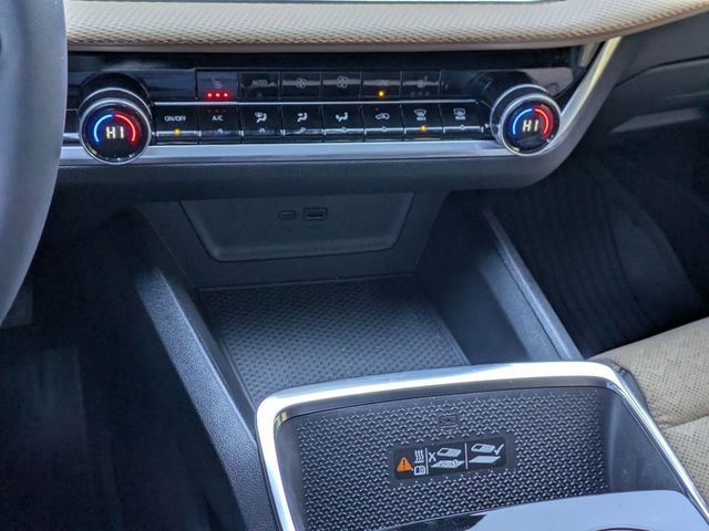 New 2026 Chevrolet Equinox ACTIV w/ Safety and Technology Package FWD image 21