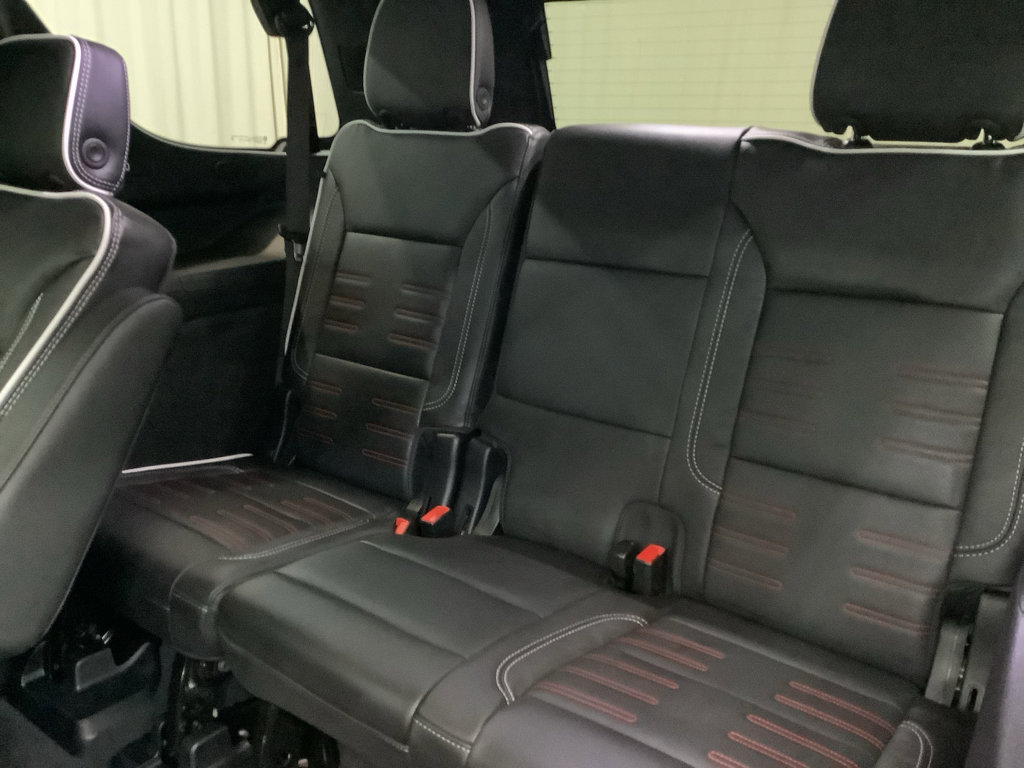 New 2026 GMC Yukon AT4 Ultimate w/ LPO, Illumination Package AWD/4WD image 26