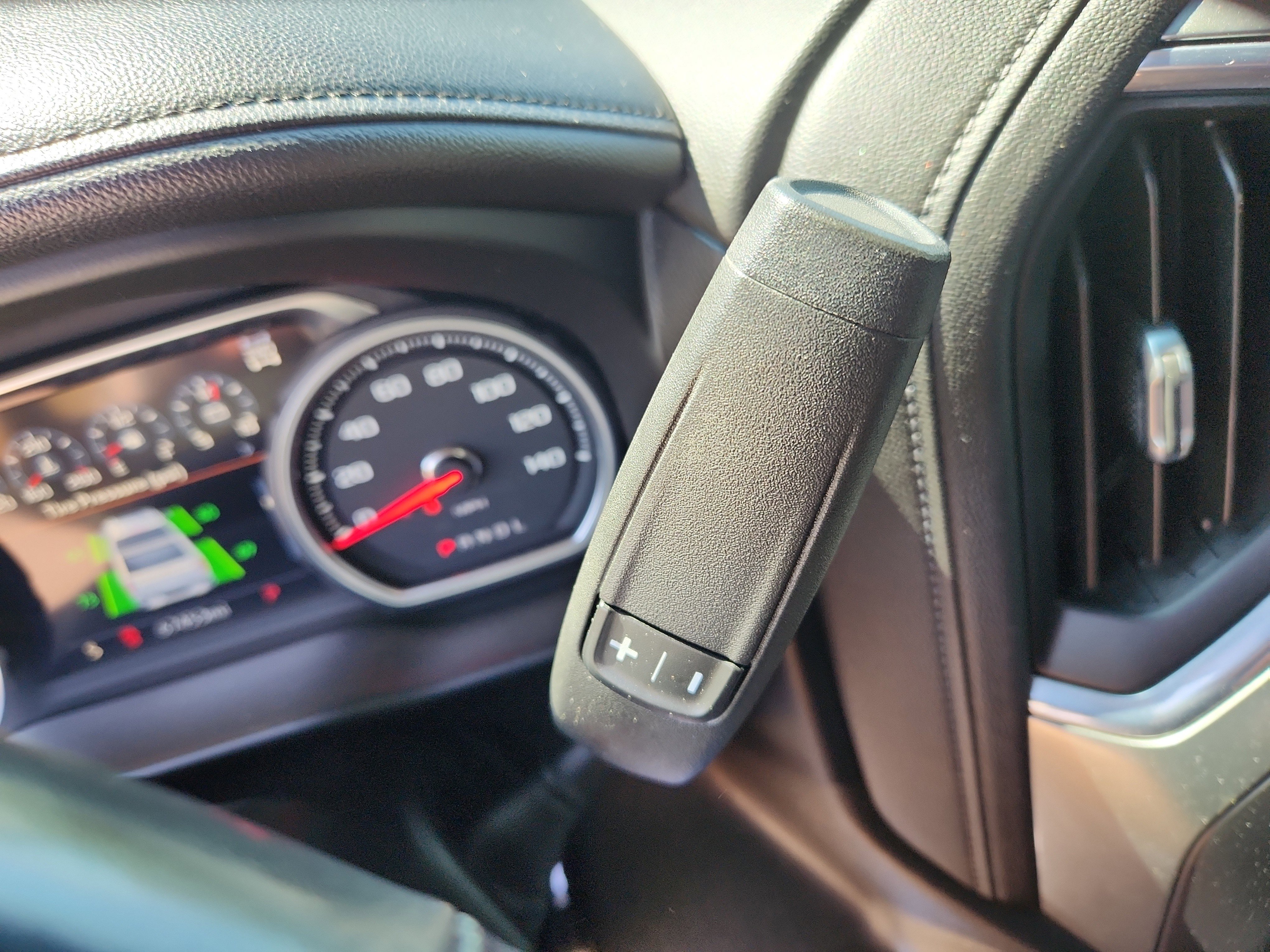 Used 2021 Chevrolet Silverado 2500 LTZ w/ LTZ Plus Package AWD/4WD image 33